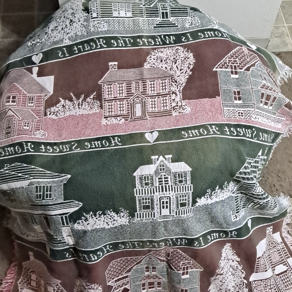 "Home Sweet Home" Throw